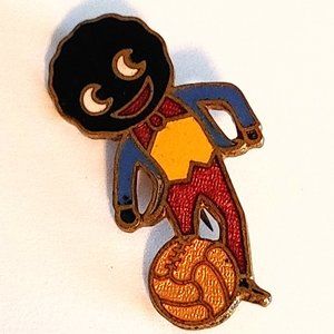 Vintage Golliwog Enamel Pin 1970s